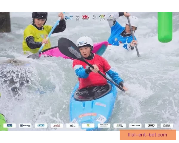 亚洲皮划艇激流回旋锦标赛在贵州盛大开赛激情赛事引燃山水之间 亚洲皮划艇激流回旋锦标赛在贵州盛大开赛激情赛事引燃山水之间